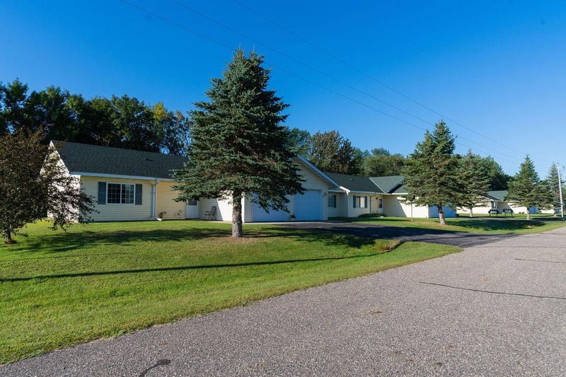 107-121 6th St, Bluffton, MN 56518