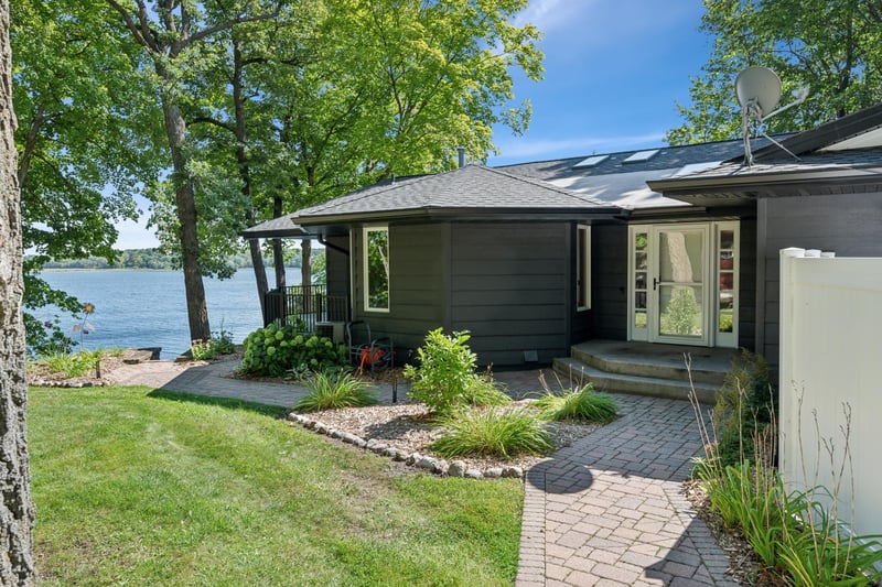 8178 Isaak Ave NW, Annandale, MN 55302