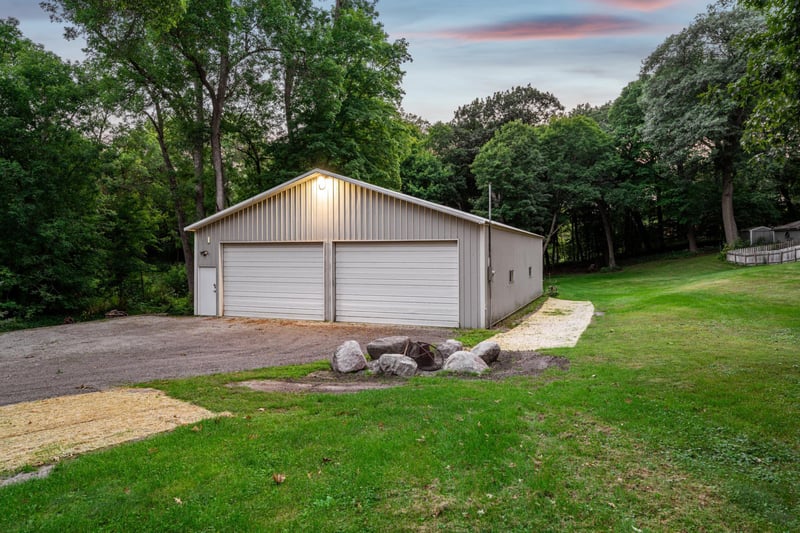 8178 Isaak Ave NW, Annandale, MN 55302