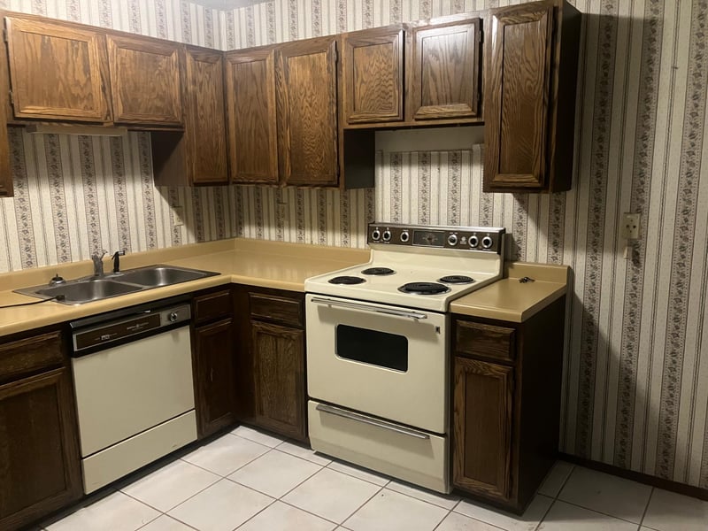 1365 Arkwright St #105, Saint Paul, MN 55130