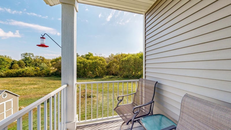 611 Nelson Dr, Wanamingo, MN 55983