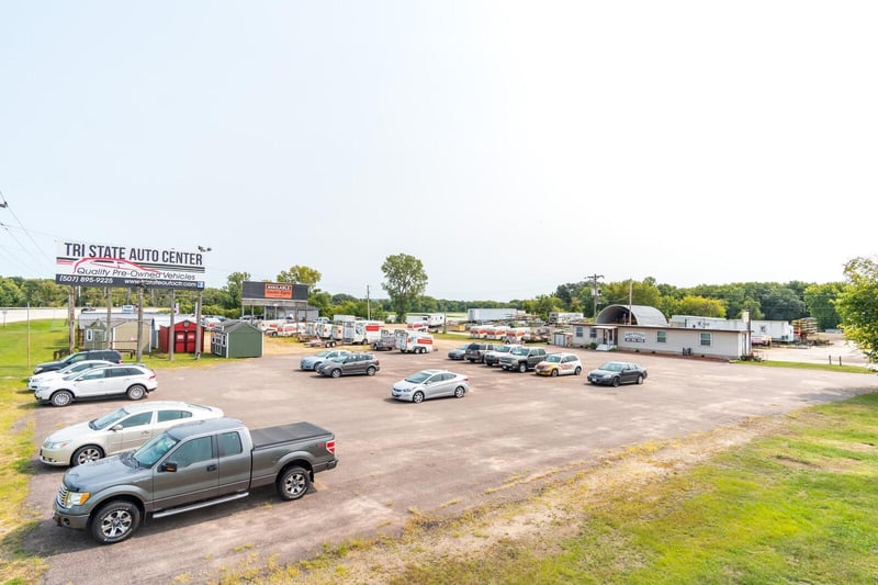 270 Strupp Ave, La Crescent, MN 55947