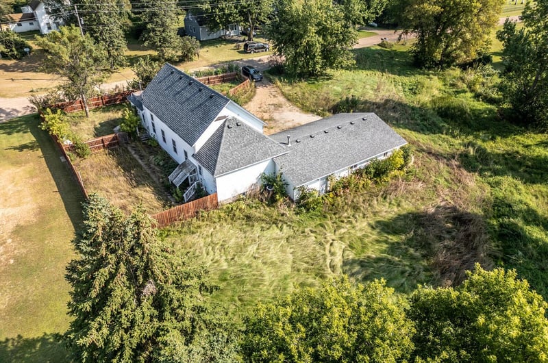 17715 53rd St, New Germany, MN 55367