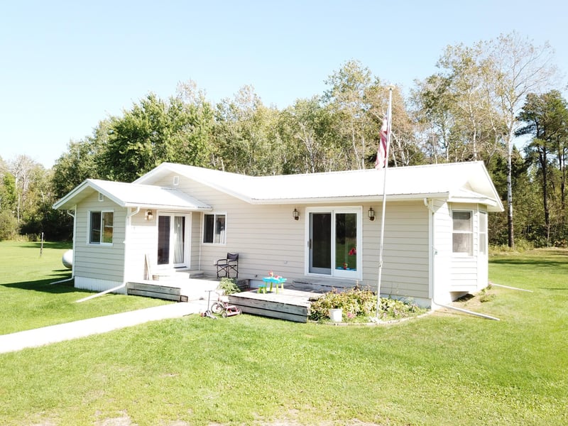 46359 120th St, Wannaska, MN 56761