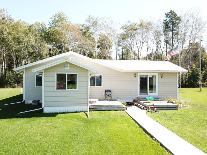 46359 120th St, Wannaska, MN 56761
