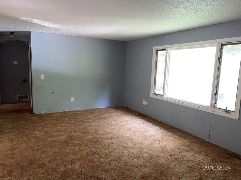 303 Birch Rd, Wyoming, MN 55092