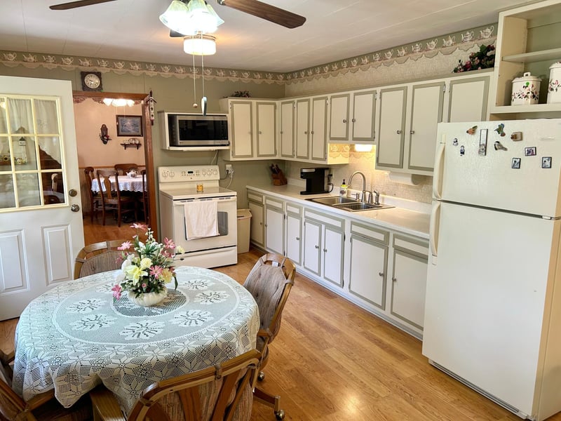 2163 Sleepy Hollow Rd, Fort Ripley, MN 56449