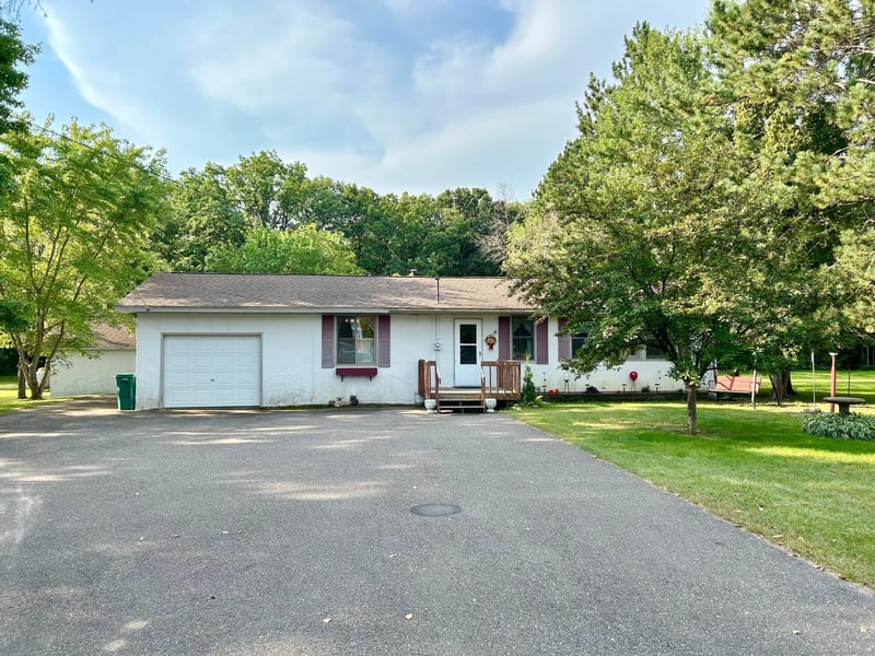 2163 Sleepy Hollow Rd, Fort Ripley, MN 56449