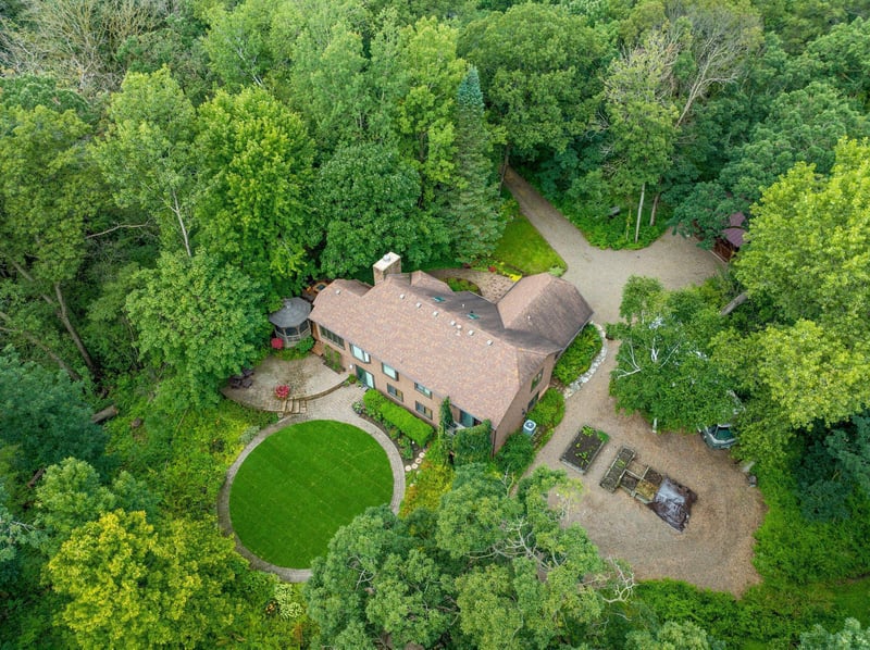 8575 Jewell Ave N, Grant, MN 55082