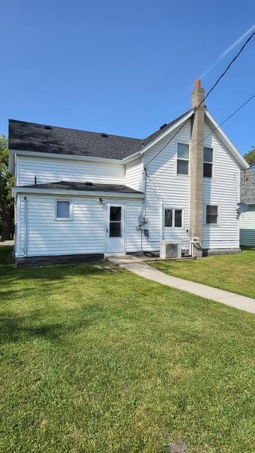 716 5th St N, Graceville, MN 56240