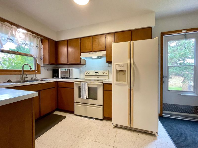 25072 450th St, Leonard, MN 56652