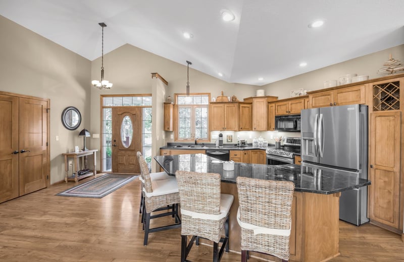 14361 Nature Rd, Royalton, MN 56373