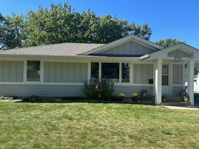 8230 15th Ave S, Minneapolis, MN 55425