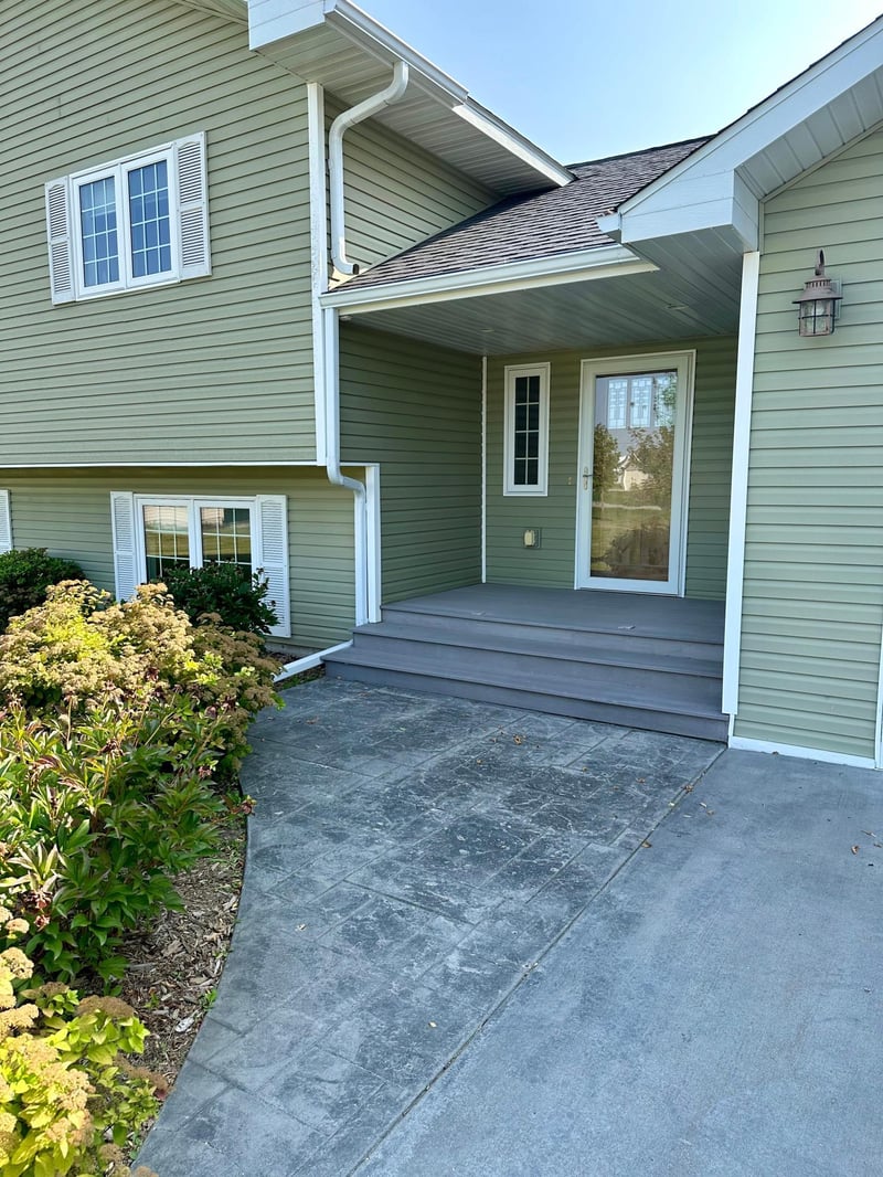 106 E 6th St, Newfolden, MN 56738