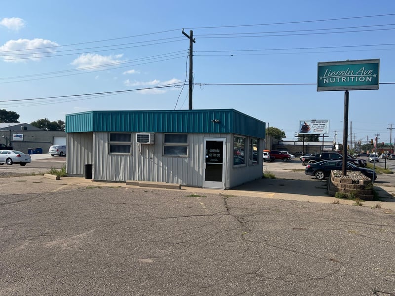 606 1st St SE, Saint Cloud, MN 56304