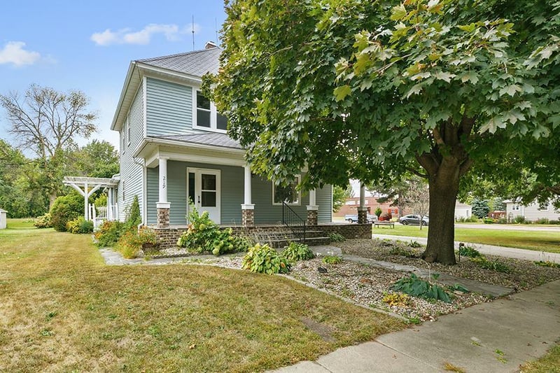 219 Broadway Ave, Ormsby, MN 56162