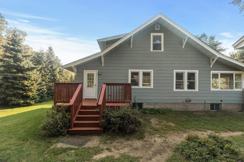 1895 Garden Ln, North Saint Paul, MN 55110