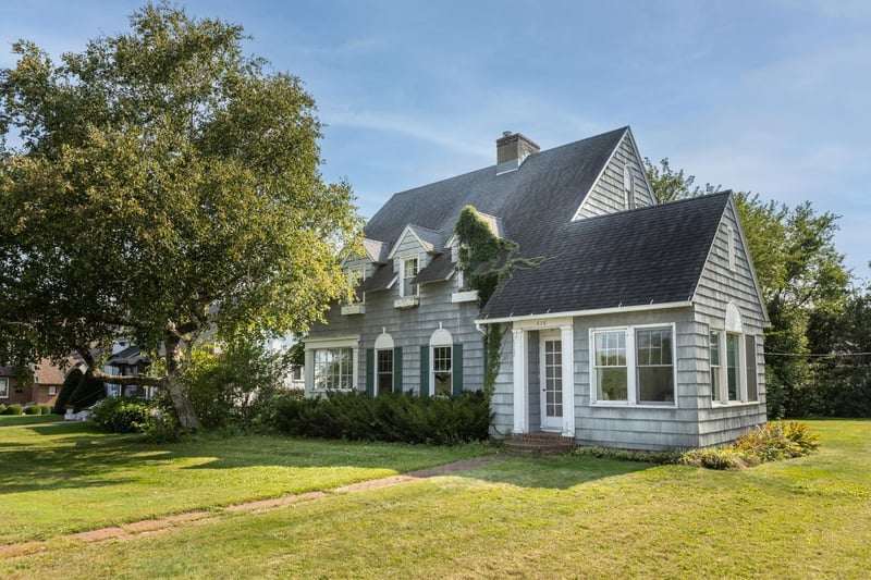 418 Lawrence Blvd E, Wabasha, MN 55981