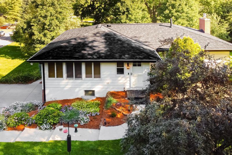 310 Union Terrace Ln N, Minneapolis, MN 55441