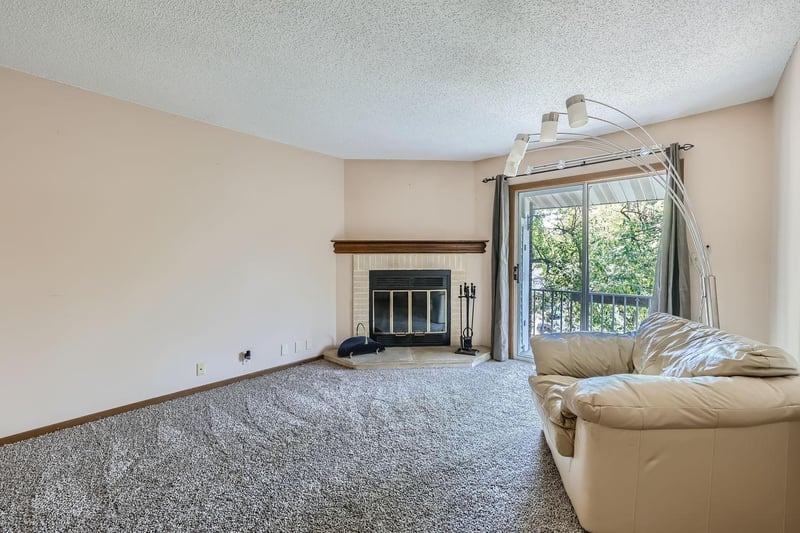 2284 Benson Ave #C, Saint Paul, MN 55116