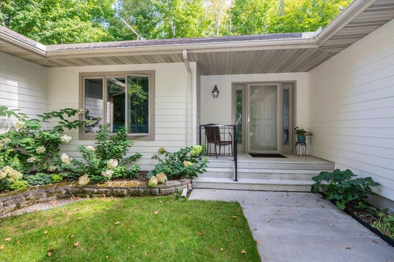 4062 Munger Shaw Rd, Duluth, MN 55810
