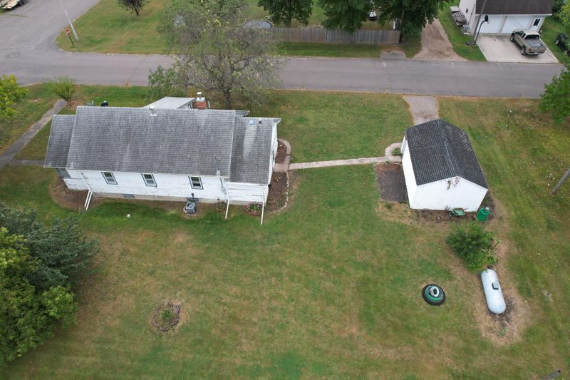 209 Broadway St, Vesta, MN 56292