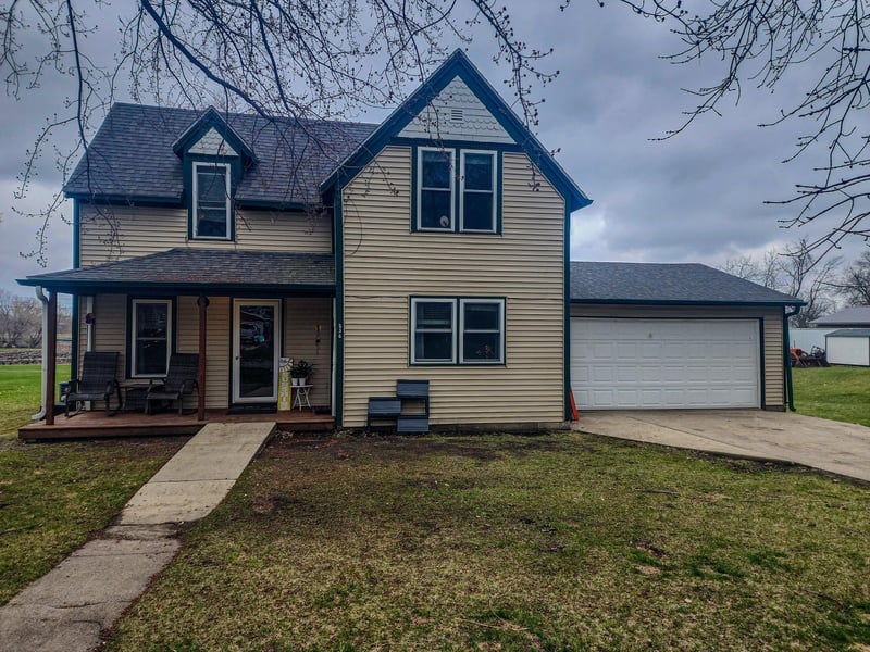 236 Drury Ave, Lowry, MN 56349