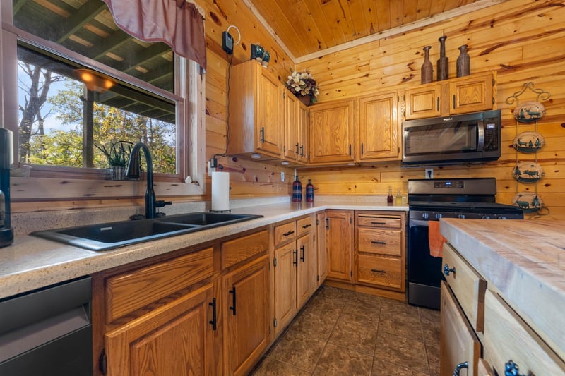 1858 E County Road 103, Barnum, MN 55707
