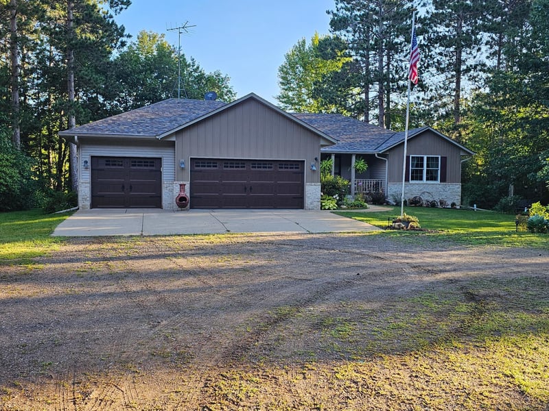 2616 150th Ave, Clear Lake, MN 55319