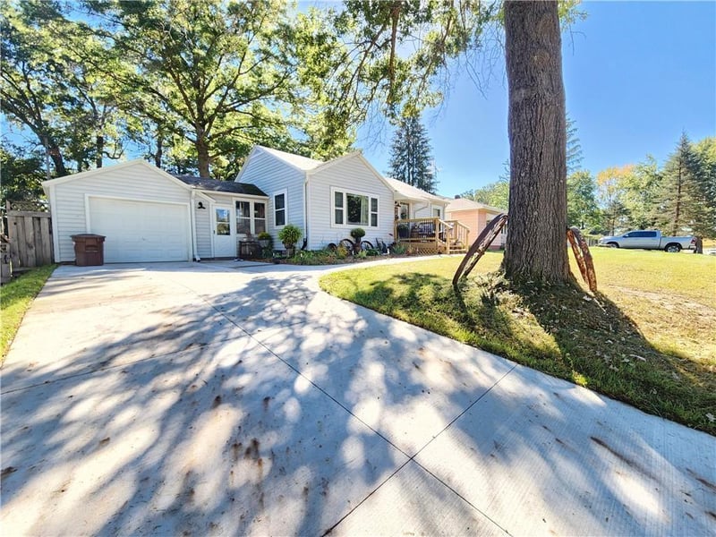 414 4th Ave S, Strum, WI 54770