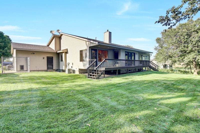 21068 Big Lake Rd, Richmond, MN 56368
