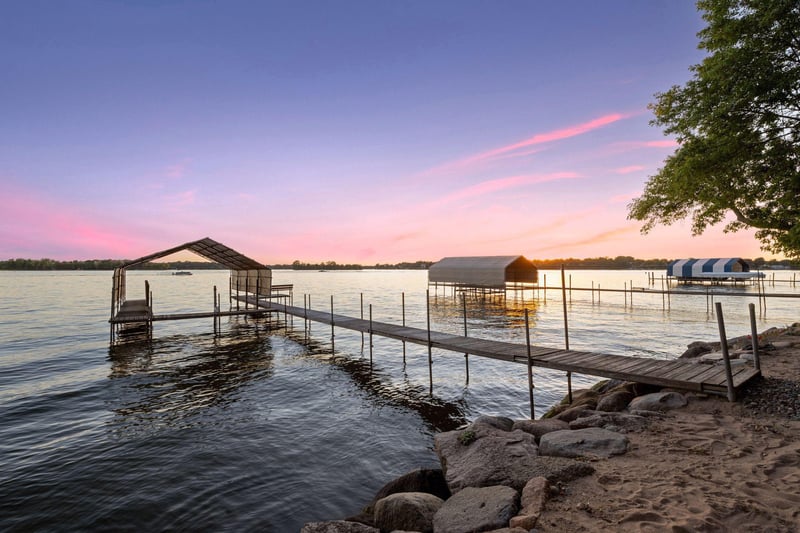 2815 Casco Point Rd, Orono, MN 55391