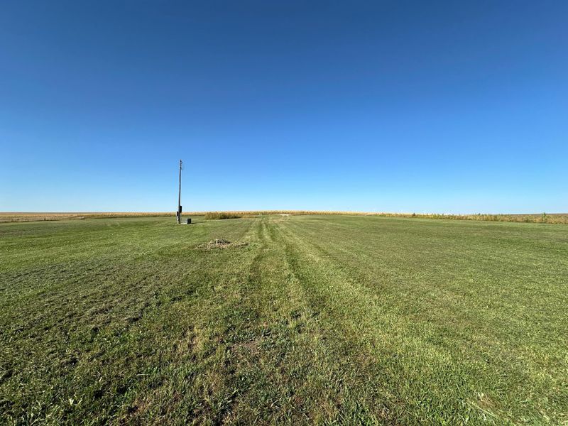 632 161st St, Luverne, MN 56156