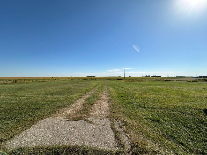 632 161st St, Luverne, MN 56156
