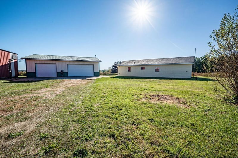 W4270 270th Ave, Maiden Rock, WI 54750