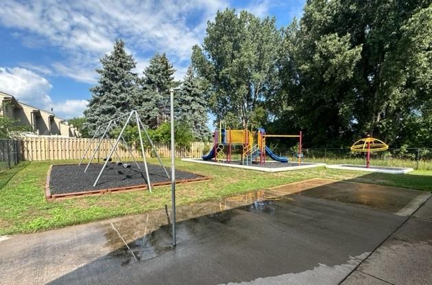 15 121st Ave NW, Coon Rapids, MN 55448