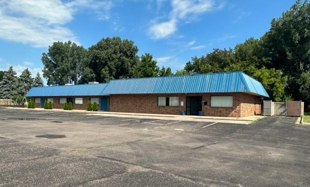 15 121st Ave NW, Coon Rapids, MN 55448