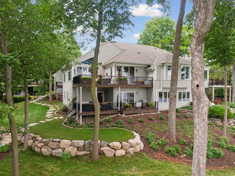 3028 Pelican Point Cir, Mound, MN 55364