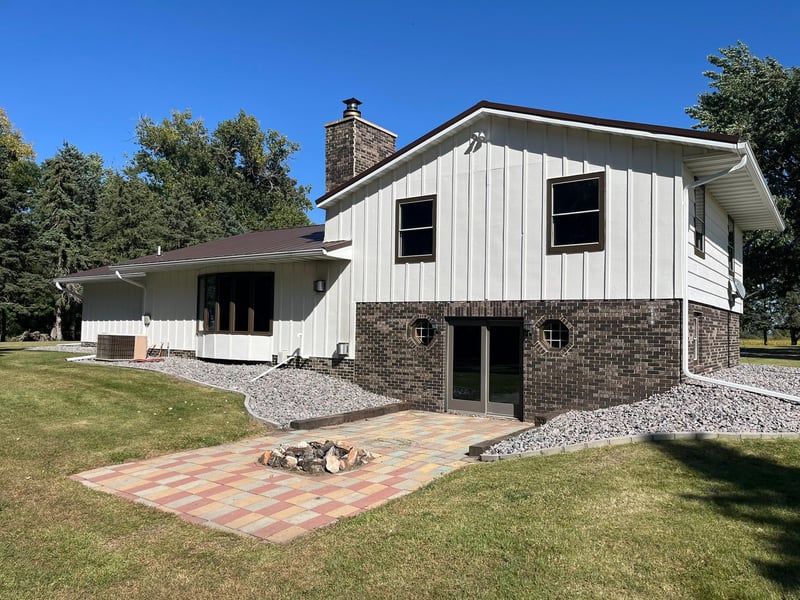 16401 County Road 11, Sacred Heart, MN 56285