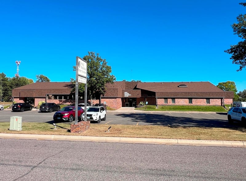 1903 S 6th St, Brainerd, MN 56401