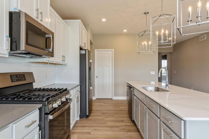 10625 Juneau Ln N, Maple Grove, MN 55369
