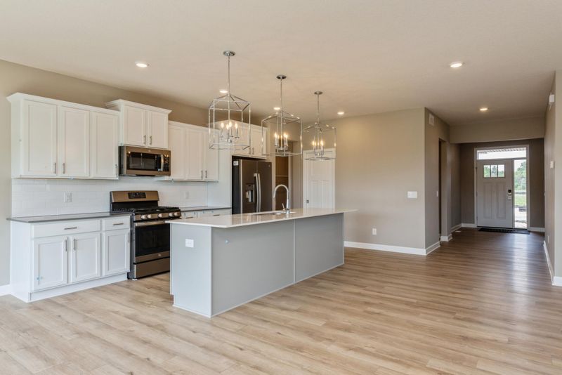 10625 Juneau Ln N, Maple Grove, MN 55369