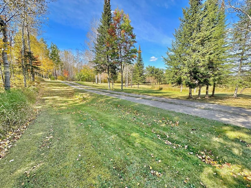 36310 Merryview Rd, Nashwauk, MN 55769