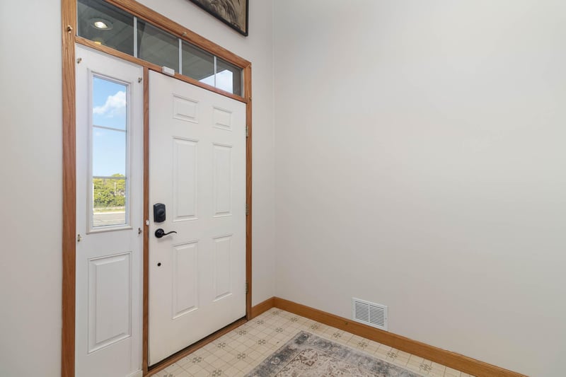 916 Pleasant Ave, Saint Paul Park, MN 55071