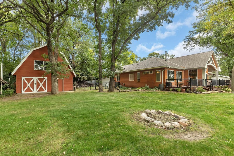 6250 Canary Rd NW, Royalton, MN 56373