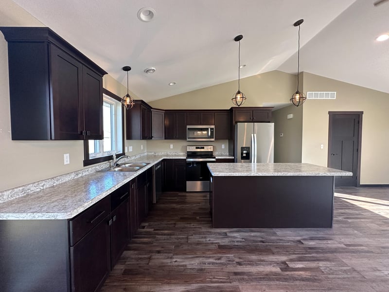 1022 Bucknell Ct, Spring Valley, MN 55975