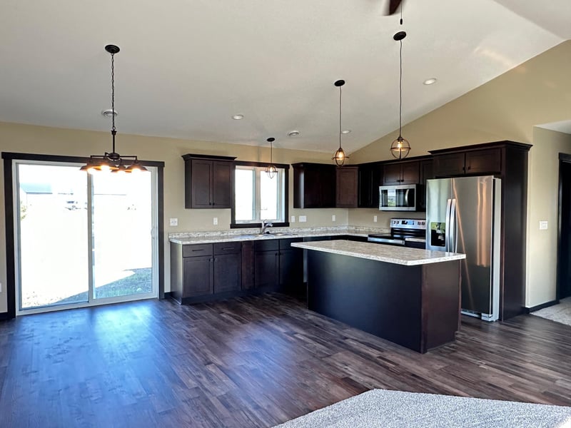 1022 Bucknell Ct, Spring Valley, MN 55975