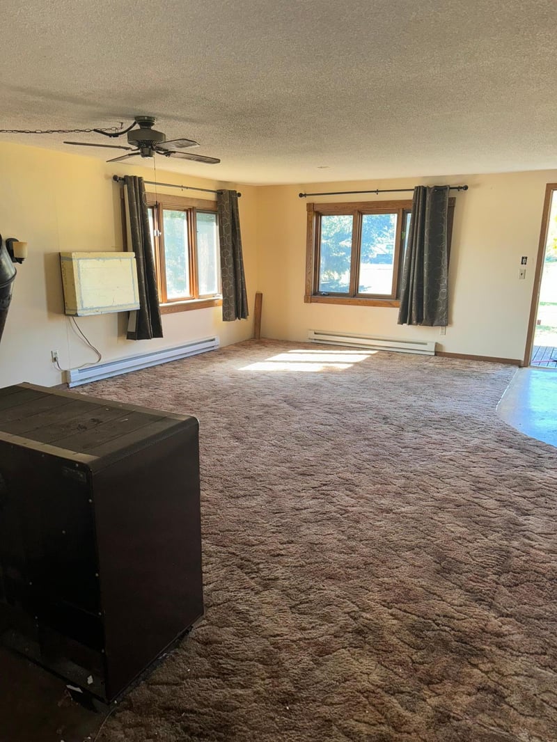 420 N Wisconsin St, Hewitt, MN 56453