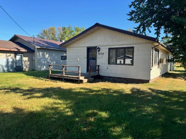 420 N Wisconsin St, Hewitt, MN 56453