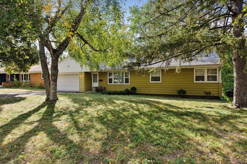 3837 Edgewood Ave N, Minneapolis, MN 55427
